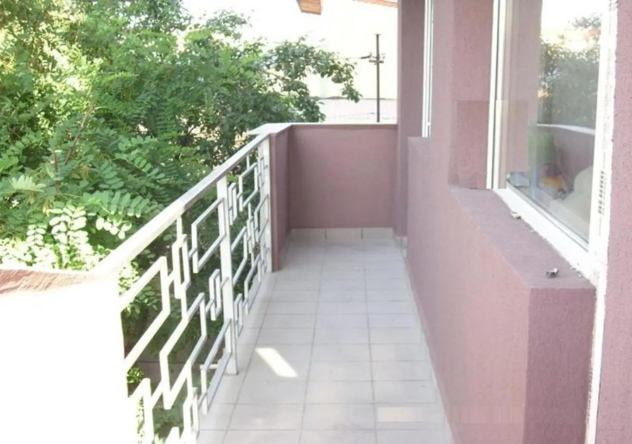 Apartament Laurentiu - Etaj.1 Bukurešť